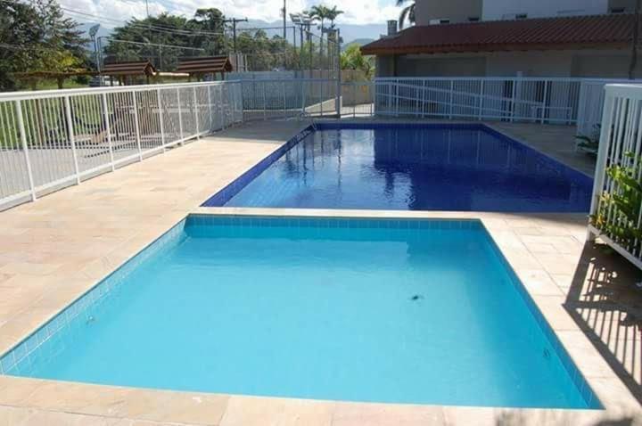 Apto Em Ubatuba Divisa Com A Praia De Itagua E Facil Acesso As Praias Fica Ao Lado Do Atacado Tenda Da Rodovia Rio Santos Kültér fotó
